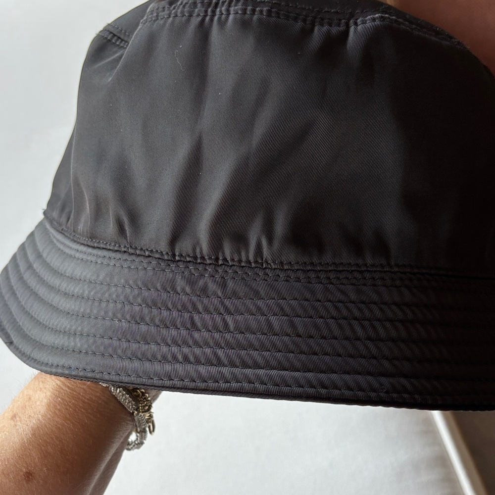 Prada Classic Black Bucket Hat - Picture 4 of 5